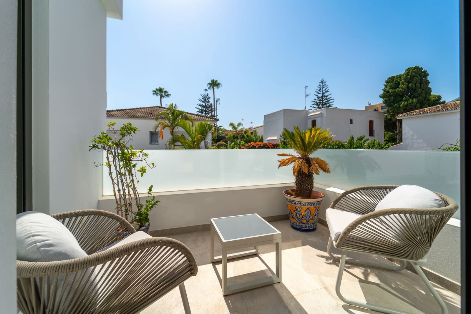 5 bedroom Villa for sale in Marbella with pool garage - € 2,350,000 (Ref: 9192277)