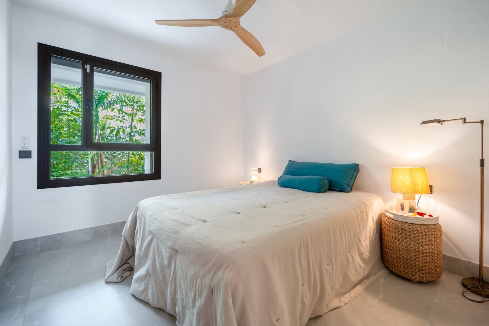 3 soveværelse Lejlighed til salg i Istan med swimmingpool garage - € 1.395.000 (Ref: 9208255)