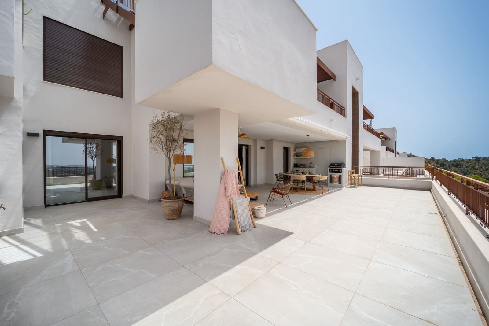 3 soveværelse Lejlighed til salg i Istan med swimmingpool garage - € 1.395.000 (Ref: 9208255)