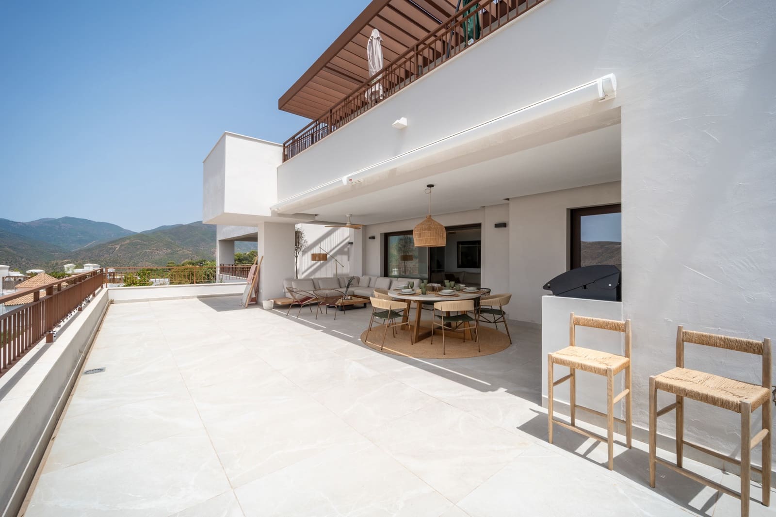 3 soveværelse Lejlighed til salg i Istan med swimmingpool garage - € 1.395.000 (Ref: 9208255)