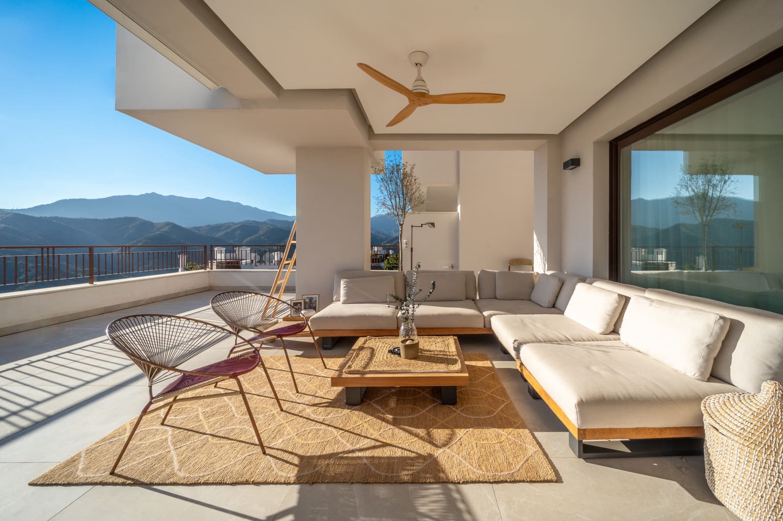 3 soveværelse Lejlighed til salg i Istan med swimmingpool garage - € 1.395.000 (Ref: 9208255)