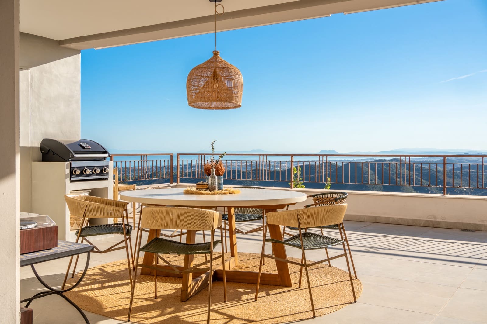 3 soveværelse Lejlighed til salg i Istan med swimmingpool garage - € 1.395.000 (Ref: 9208255)