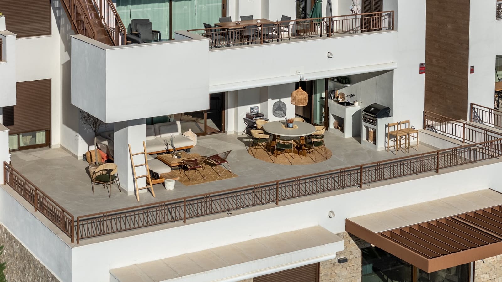3 sypialnia Apartament na sprzedaż w Istan z basenem garażem - 975 000 € (Ref: 9208255)
