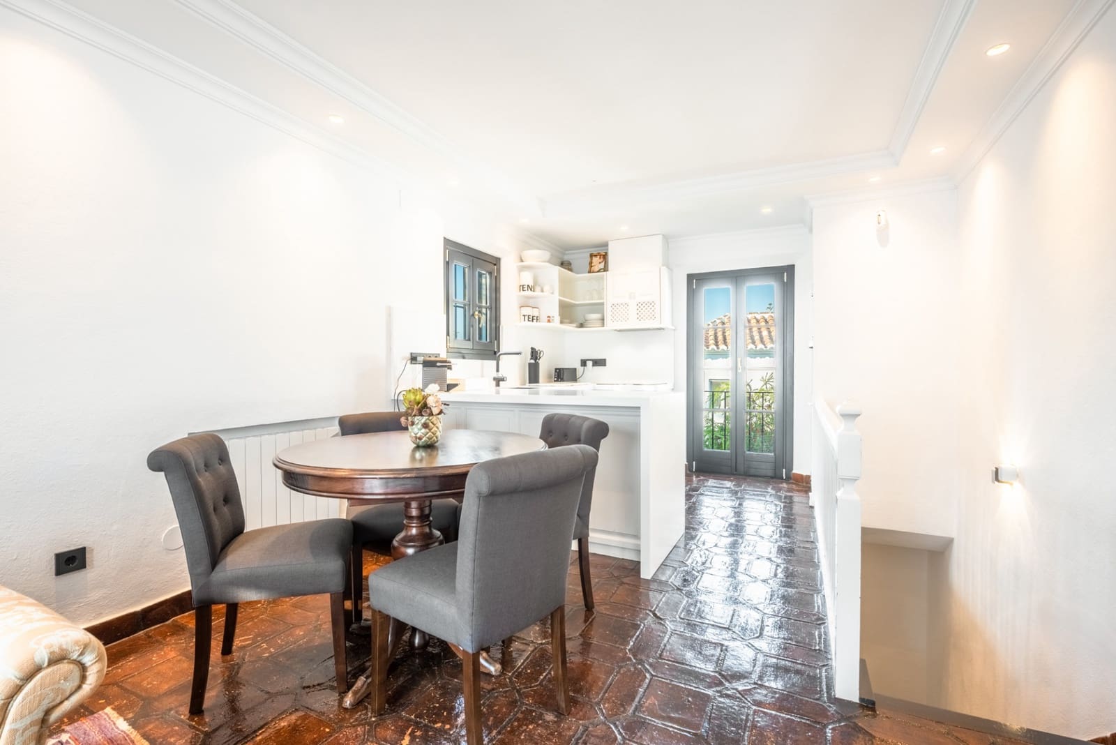 1 chambre Maison de Ville à vendre à Marbella avec piscine - 735 000 € (Ref: 9228463)