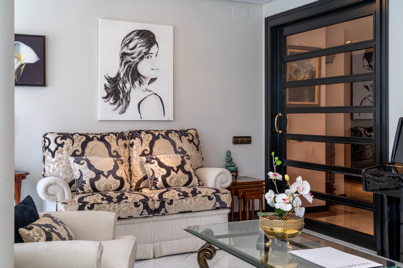 4 bedroom Apartment for sale in Marbella with pool garage - € 2,850,000 (Ref: 9232843)