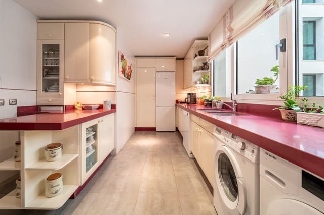 4 slaapkamer Appartement te koop in Marbella met zwembad garage - € 2.850.000 (Ref: 9232843)