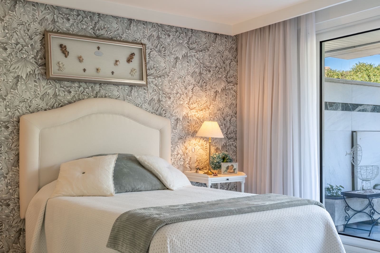 4 bedroom Apartment for sale in Marbella with pool garage - € 2,850,000 (Ref: 9232843)