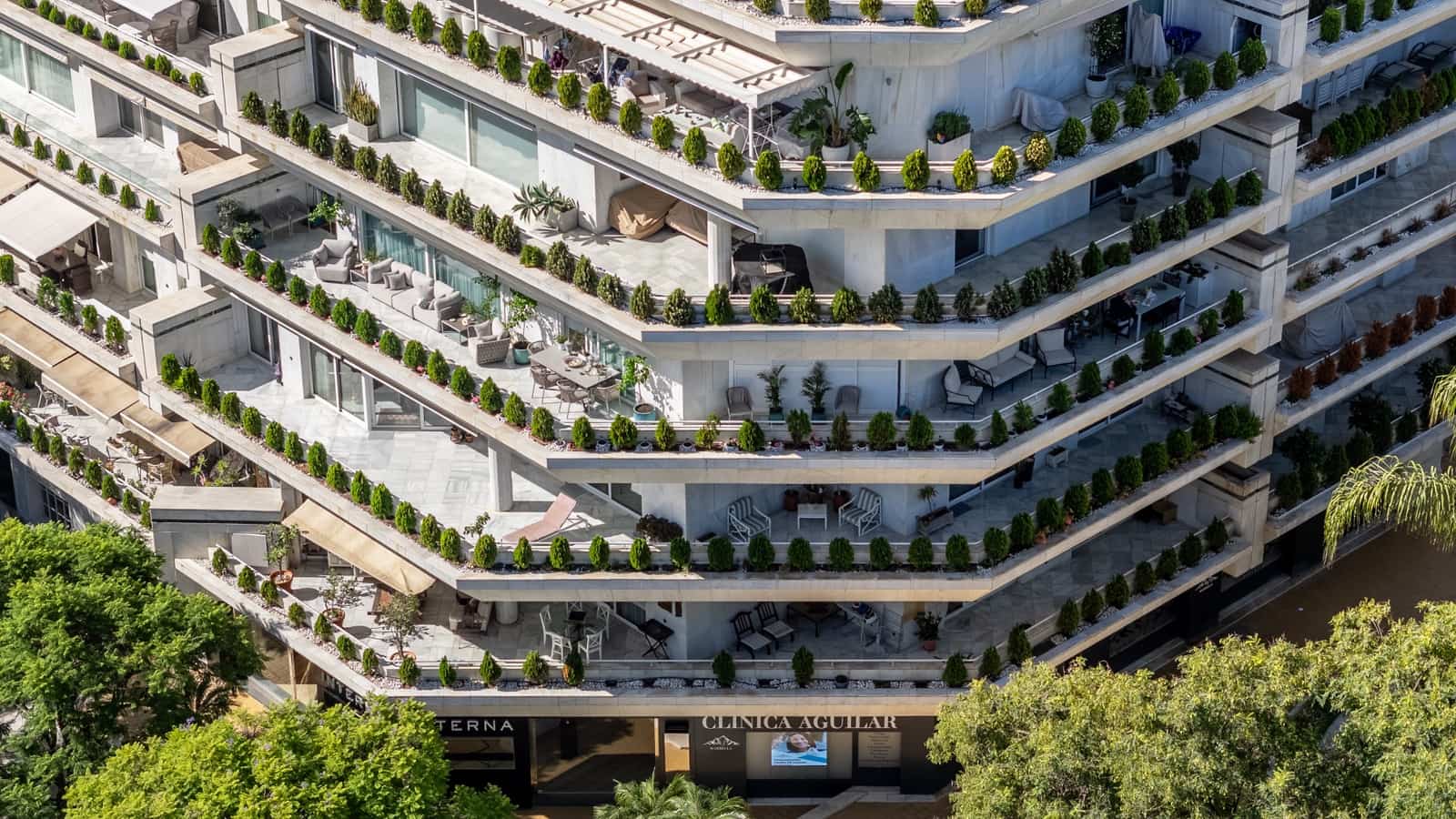 4 bedroom Apartment for sale in Marbella with pool garage - € 2,850,000 (Ref: 9232843)