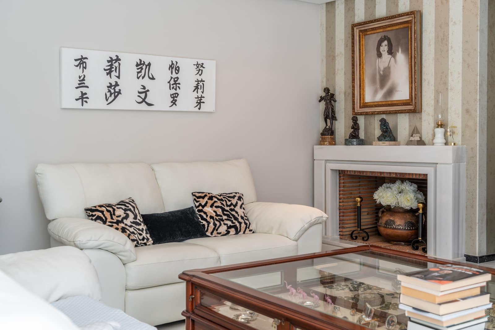 4 bedroom Apartment for sale in Marbella with pool garage - € 2,650,000 (Ref: 9232843)