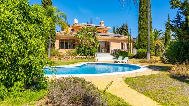 Chalet de 4 habitaciones en Marbella en venta con piscina garaje - 3.750.000 € (Ref: 9232844)