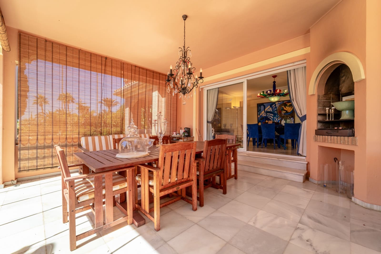 Chalet de 4 habitaciones en Marbella en venta con piscina garaje - 3.750.000 € (Ref: 9232844)