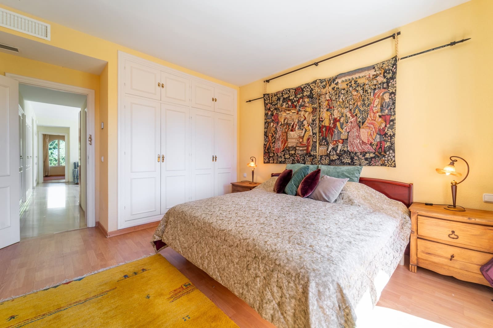 Chalet de 4 habitaciones en Marbella en venta con piscina garaje - 3.750.000 € (Ref: 9232844)