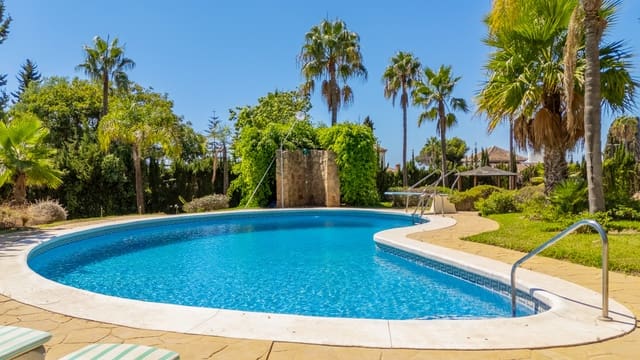 4 sovrum Villa till salu i Marbella med pool garage - 3 750 000 € (Ref: 9232844)