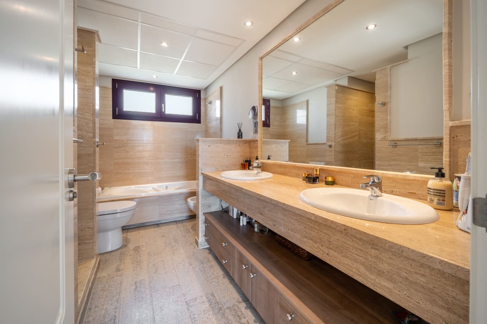 3 slaapkamer Huis te koop in Benahavis met zwembad garage - € 770.000 (Ref: 9242851)