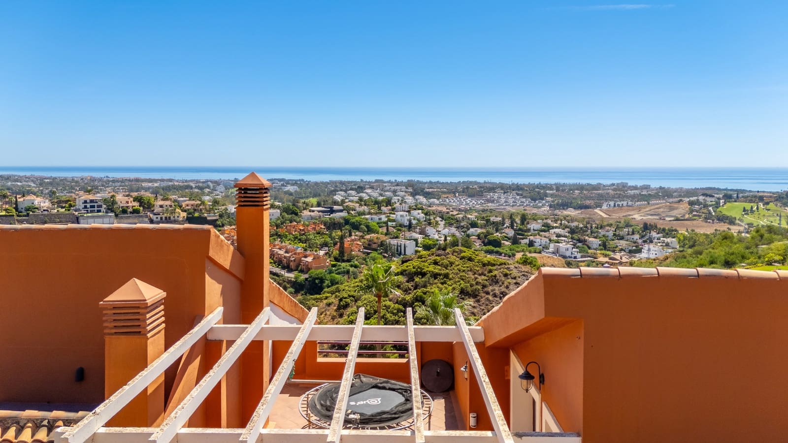 3 slaapkamer Huis te koop in Benahavis met zwembad garage - € 770.000 (Ref: 9242851)