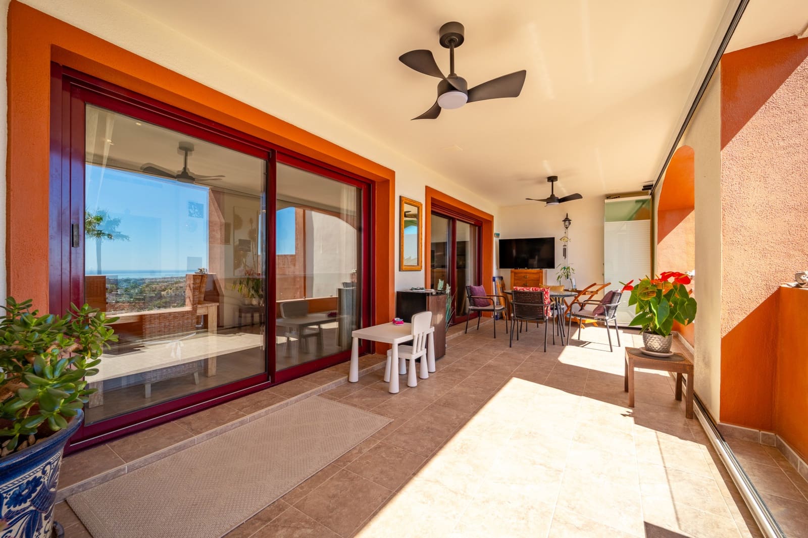 3 slaapkamer Huis te koop in Benahavis met zwembad garage - € 770.000 (Ref: 9242851)