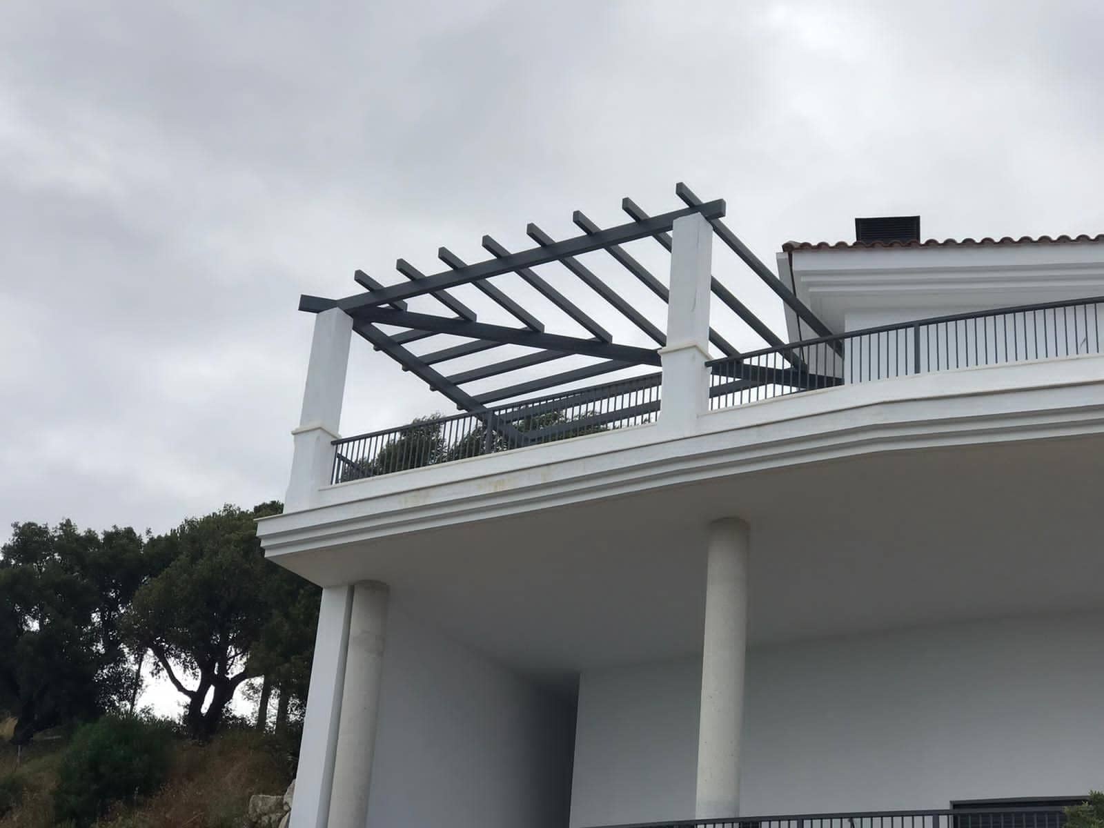 Kaupallinen vuokrattavana paikassa Marbella - 6 000 € (Ref: 9244391)