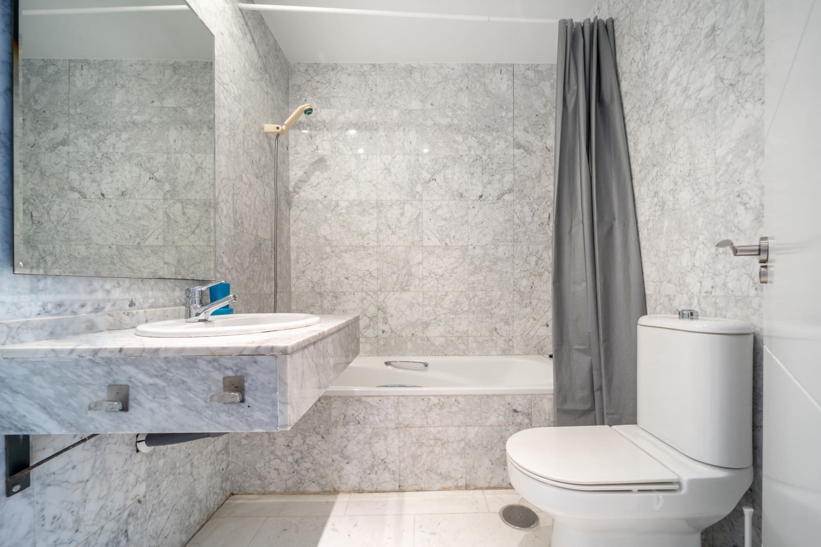 2 chambre Appartement à vendre à Marbella avec piscine garage - 950 000 € (Ref: 9262451)