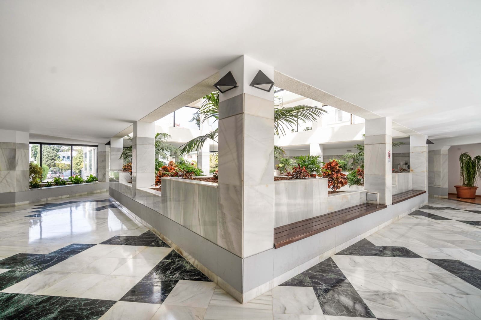 2 chambre Appartement à vendre à Marbella avec piscine garage - 950 000 € (Ref: 9262451)