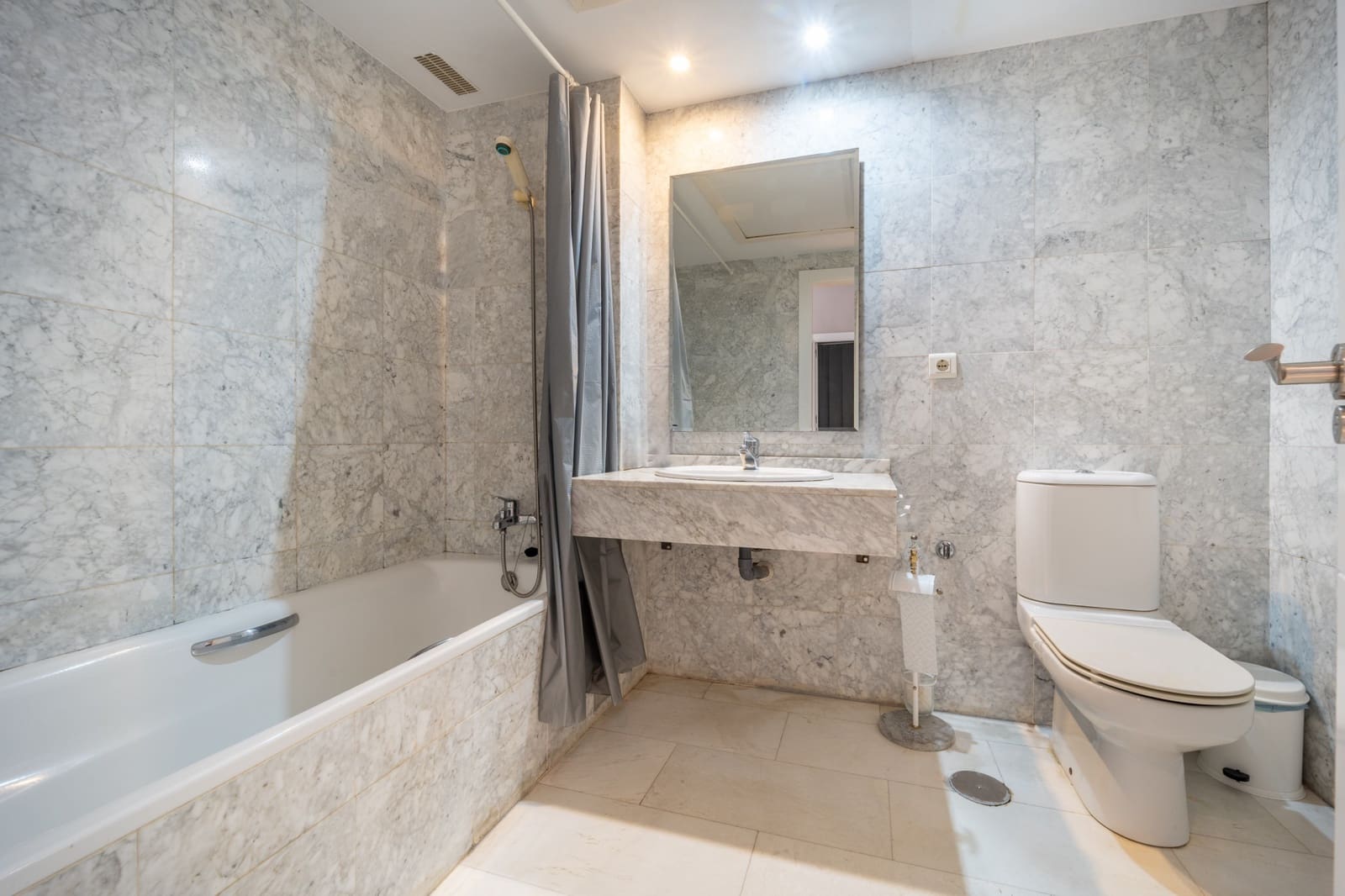 2 quarto Apartamento para venda em Marbella com piscina garagem - 875 000 € (Ref: 9262451)