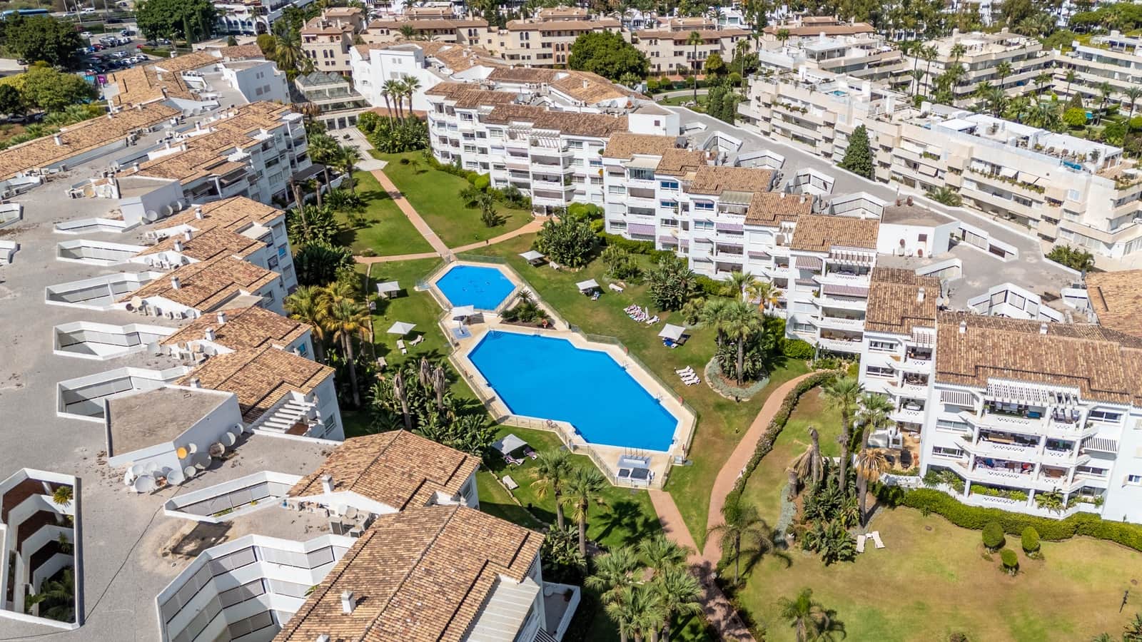 2 quarto Apartamento para venda em Marbella com piscina garagem - 875 000 € (Ref: 9262451)