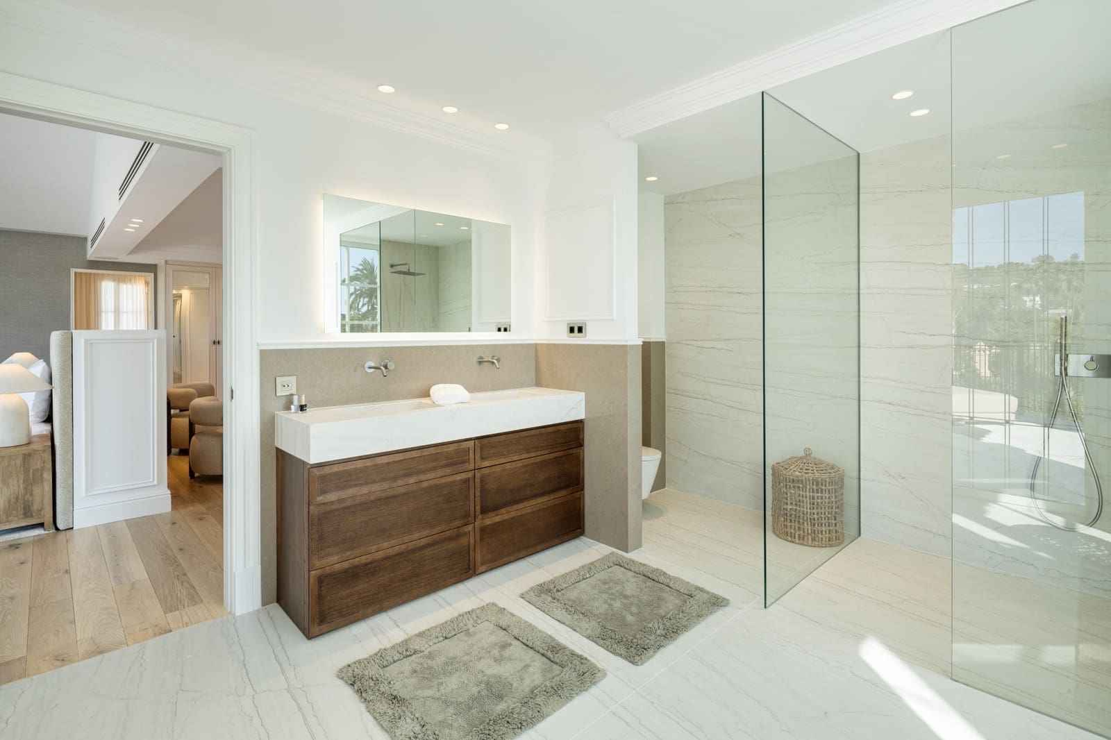 5 slaapkamer Villa te koop in Nueva Andalucia met zwembad garage - € 8.595.000 (Ref: 9269327)