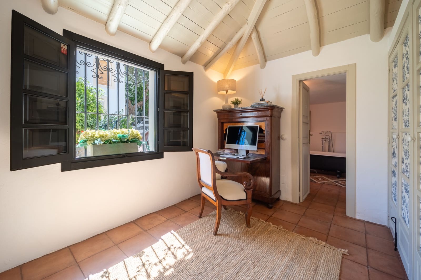 3 slaapkamer Halfvrijstaande villa te koop in Marbella met zwembad - € 1.100.000 (Ref: 9281190)