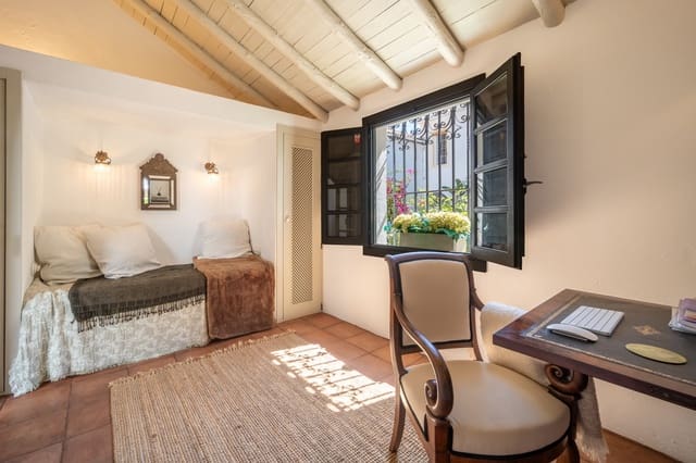 3 chambre Villa/Maison Semi-Mitoyenne à vendre à Marbella avec piscine - 1 100 000 € (Ref: 9281190)