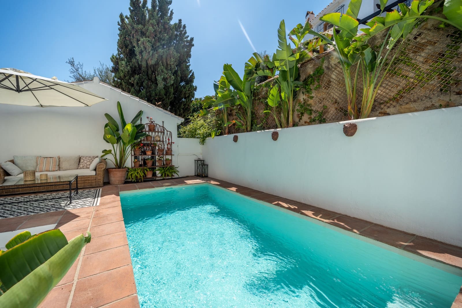 3 slaapkamer Halfvrijstaande villa te koop in Marbella met zwembad - € 1.100.000 (Ref: 9281190)