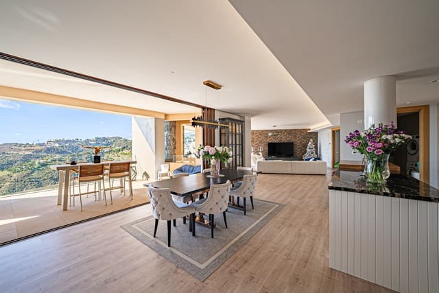 4 chambre Appartement à vendre à La Quinta, Benahavís avec piscine garage - 1 700 000 € (Ref: 9281191)