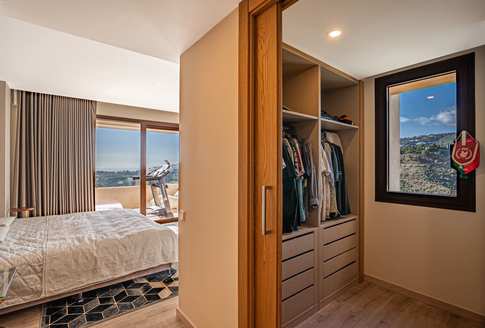 4 chambre Appartement à vendre à La Quinta avec piscine garage - 1 700 000 € (Ref: 9281191)