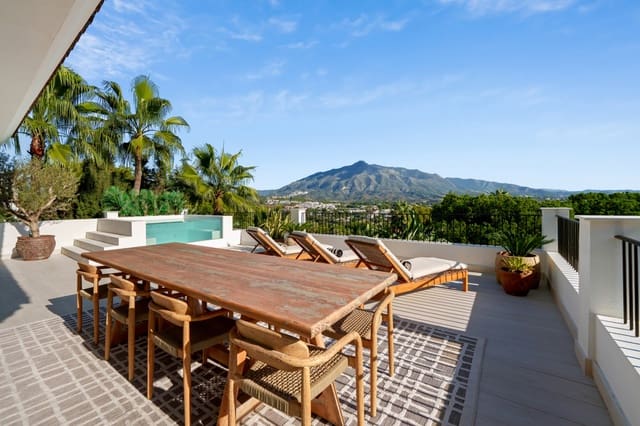 6 slaapkamer Villa te koop in Nueva Andalucia, Marbella met zwembad garage - € 11.950.000 (Ref: 9285167)