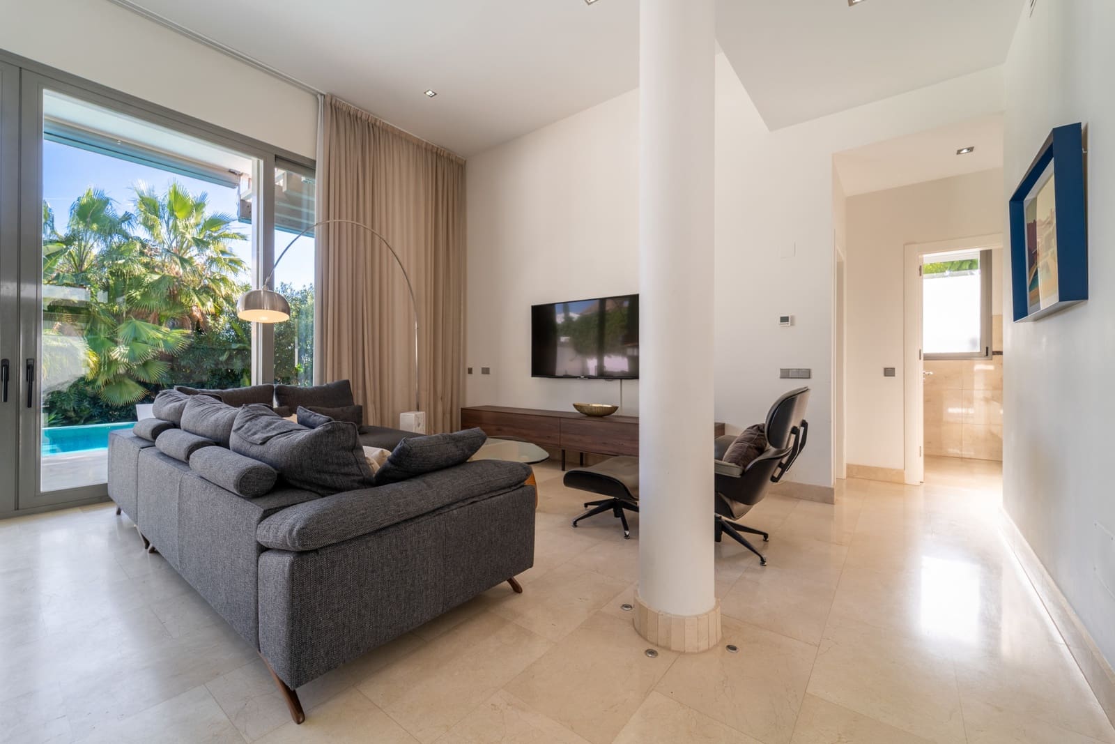 5 soveværelse Villa til leje i La Quinta med swimmingpool - € 10.500 (Ref: 9289641)