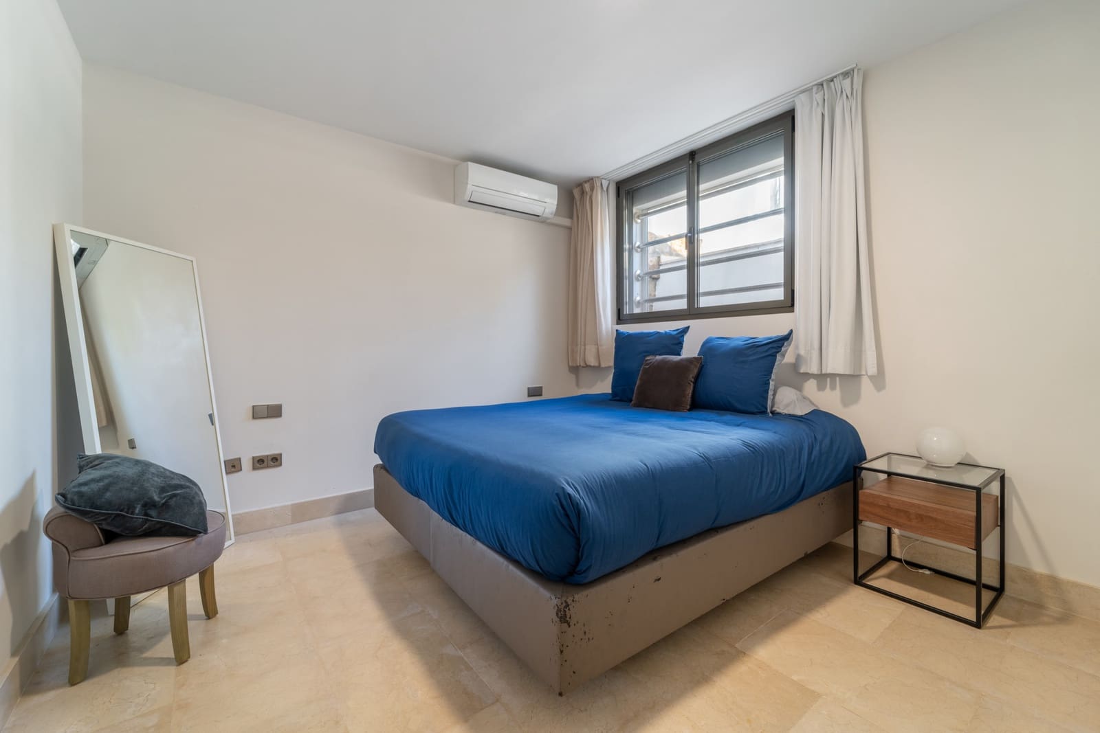 5 soveværelse Villa til leje i La Quinta med swimmingpool - € 10.500 (Ref: 9289641)