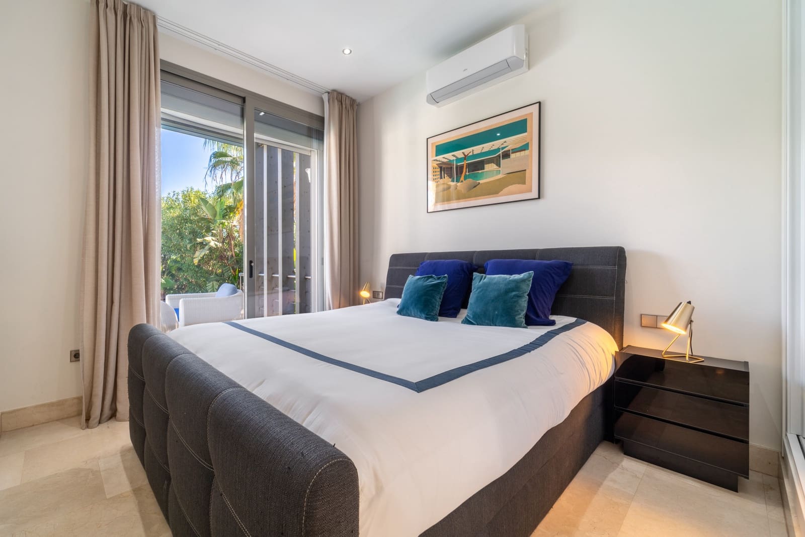 5 soveværelse Villa til leje i La Quinta med swimmingpool - € 10.500 (Ref: 9289641)