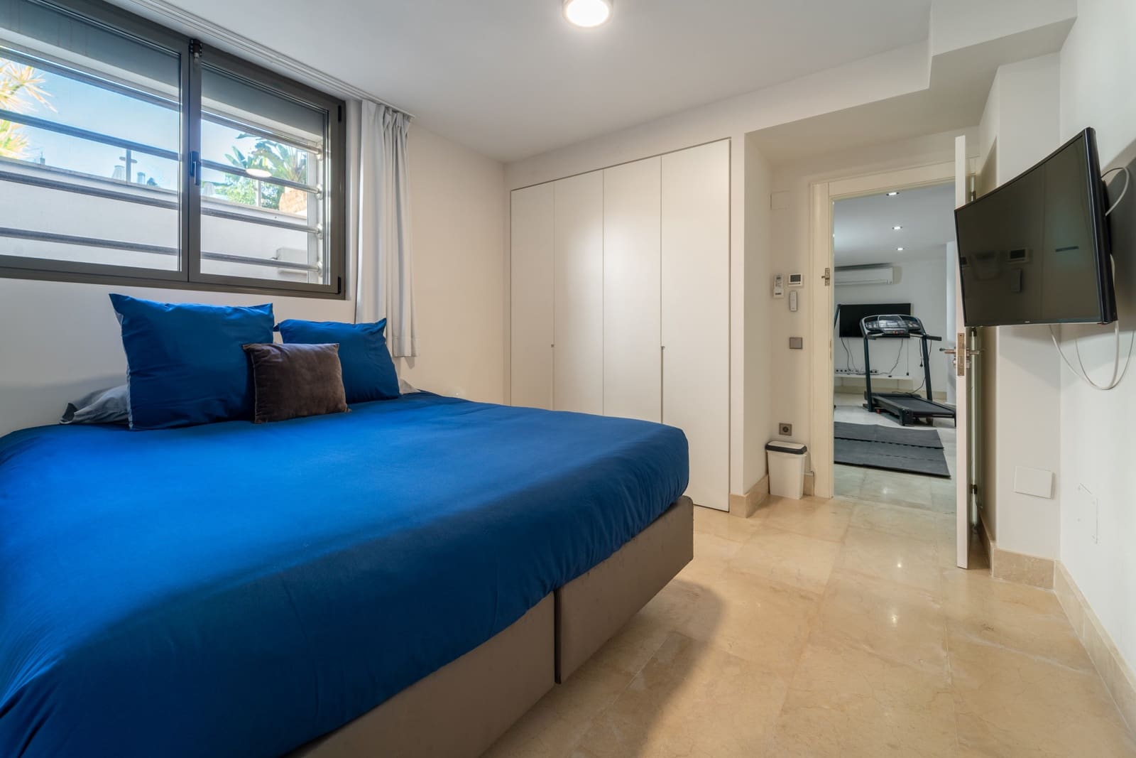 5 soveværelse Villa til leje i La Quinta med swimmingpool - € 10.500 (Ref: 9289641)