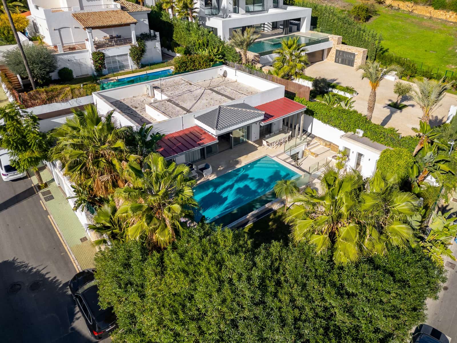 5 soveværelse Villa til leje i La Quinta med swimmingpool - € 10.500 (Ref: 9289641)