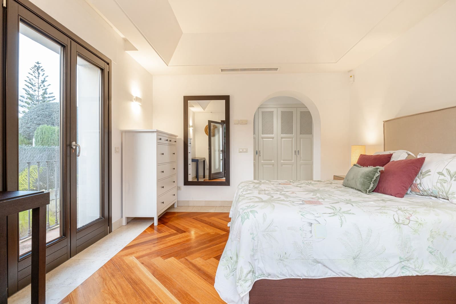 6 camera da letto Villa da affittare in Guadalmina con piscina garage - 12.500 € (Rif: 9289642)