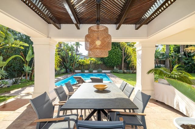 6 soverom Villa til leie i Guadalmina Baja, Marbella med svømmebasseng garasje - € 12 500 (Ref: 9289642)