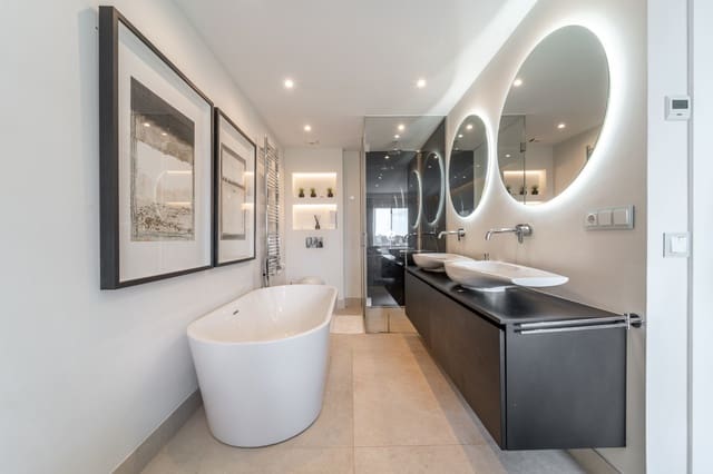 3 slaapkamer Appartement te huur in Marbella met zwembad garage - € 9.200 (Ref: 9296392)