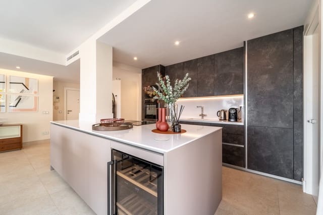 3 soverom Leilighet til leie i Marbella med svømmebasseng garasje - € 9 200 (Ref: 9296392)