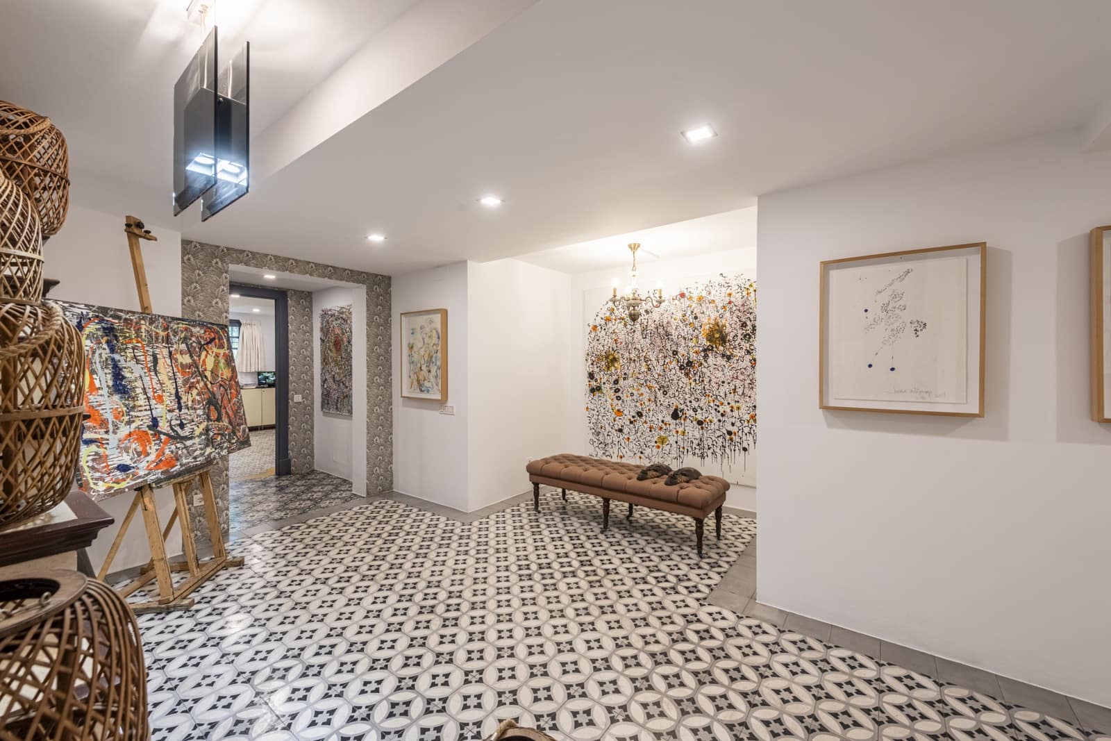 5 bedroom Villa for sale in Marbella with pool garage - € 2,790,000 (Ref: 9297136)