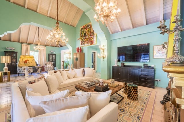 5 slaapkamer Villa te koop in Marbella met zwembad garage - € 2.790.000 (Ref: 9297136)