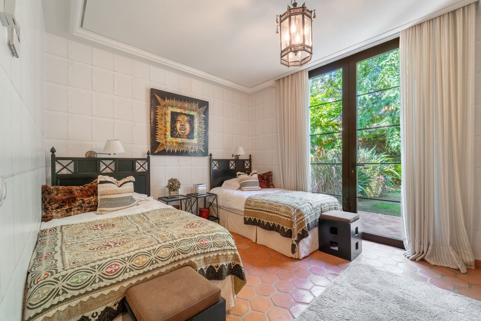 8 soveværelse Villa til salg i Guadalmina med swimmingpool garage - € 7.500.000 (Ref: 9303327)