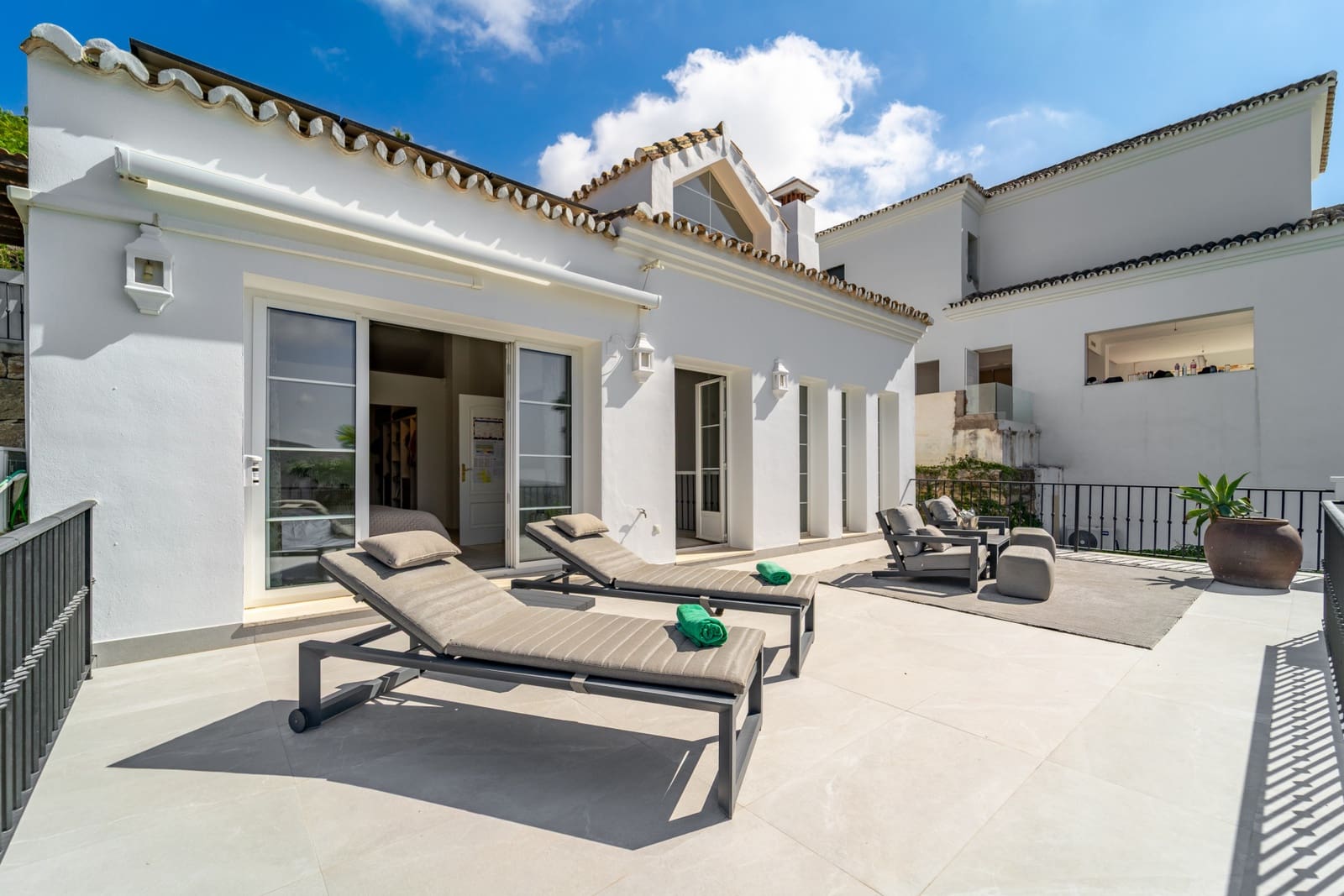 3 chambre Villa/Maison à vendre à Istan avec piscine garage - 1 695 000 € (Ref: 9303329)