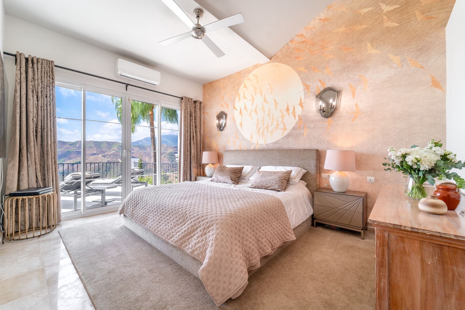 3 chambre Villa/Maison à vendre à Istan avec piscine garage - 1 695 000 € (Ref: 9303329)