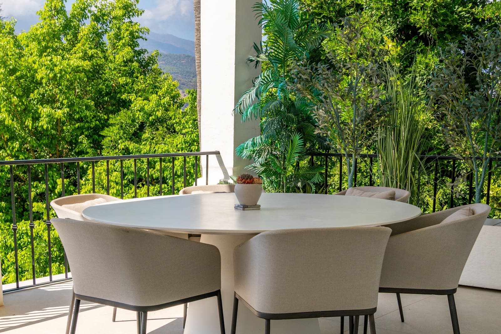 3 quarto Moradia para venda em Istan com piscina garagem - 1 695 000 € (Ref: 9303329)