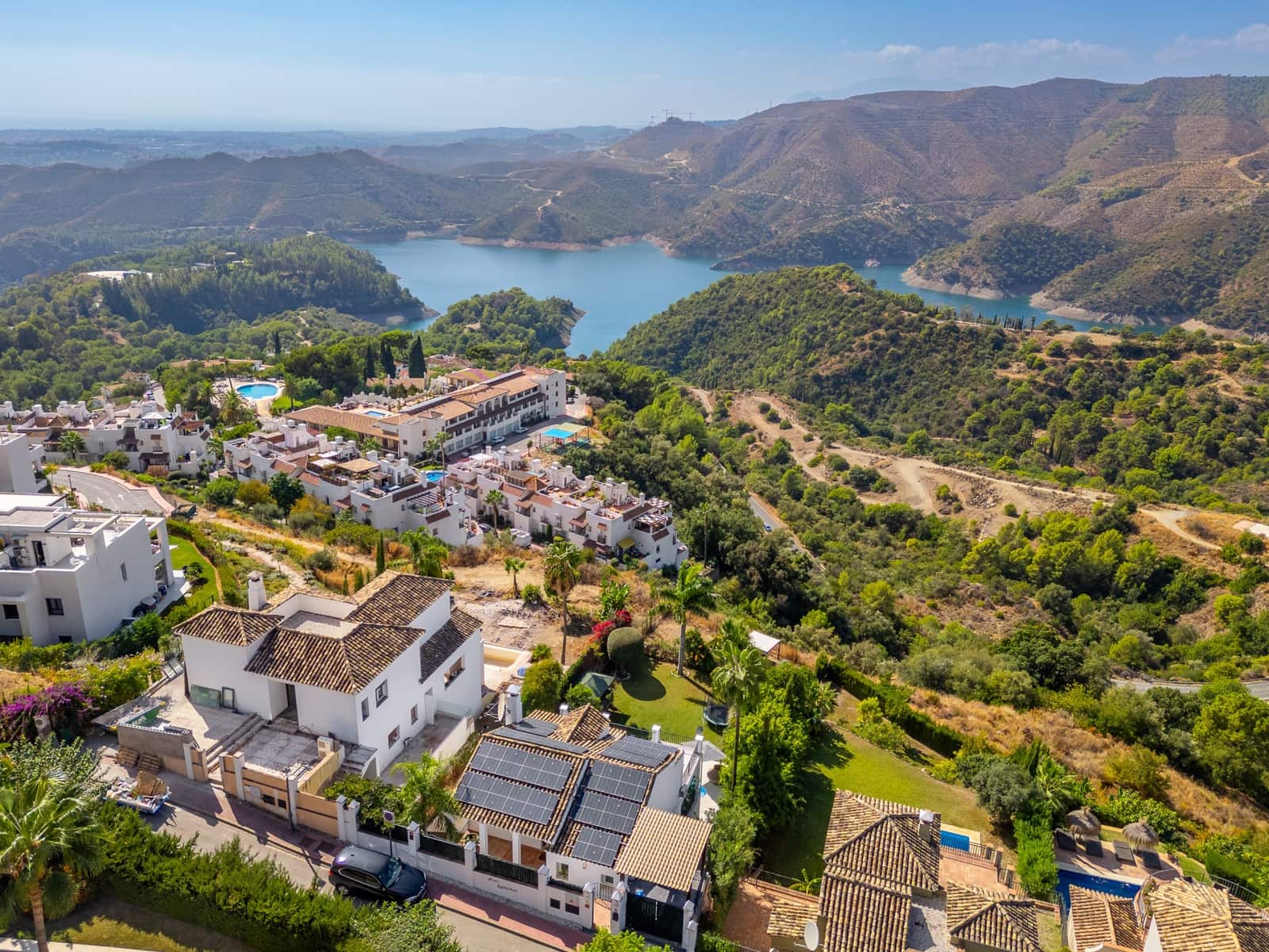 3 quarto Moradia para venda em Istan com piscina garagem - 1 695 000 € (Ref: 9303329)