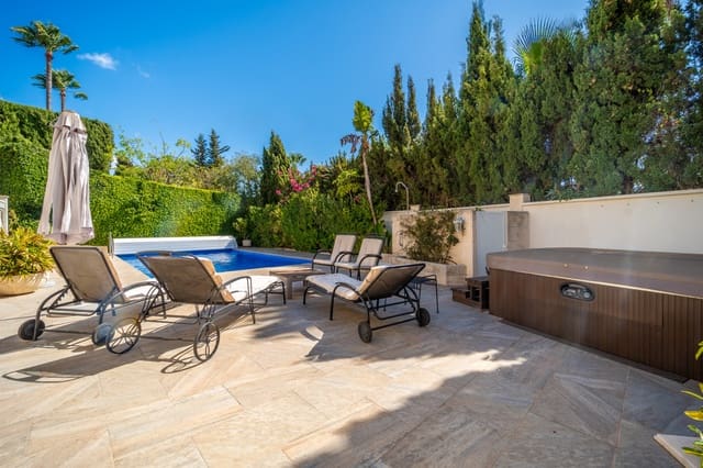 5 slaapkamer Villa te koop in Marbella met zwembad garage - € 1.900.000 (Ref: 9303331)