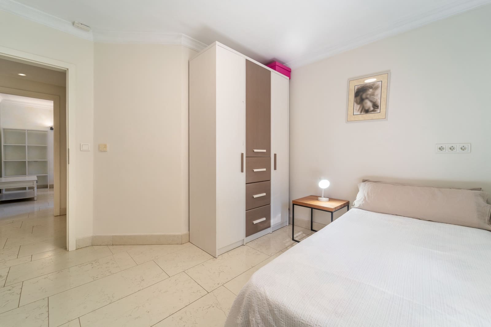 5 bedroom Villa for sale in Marbella with pool garage - € 1,900,000 (Ref: 9303331)